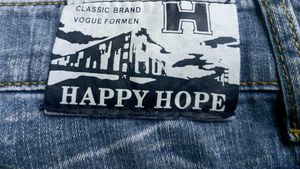 Happy Hole Cargo Jeans