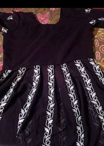 Chikan Kari Kurti