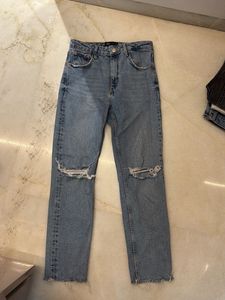 Light Wash Ripped Jeans