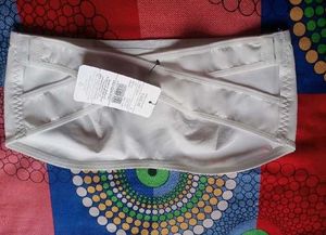 Comfortable White Strapless Sports Bra