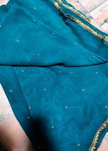Vantage dupatta with Gold Embellishments