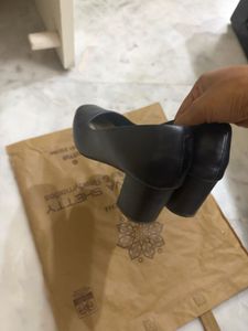Classic Black formal block heel pumps