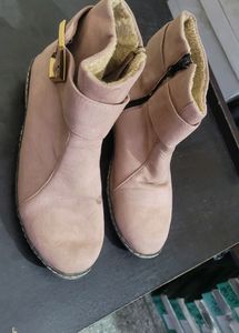 Fancy Winter Wear Pink Woman Boots In Velvet  Mate