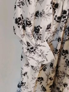 B&amp;W FLORAL KURTA SET