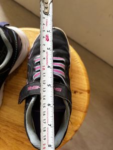 Skechers Kids Shoes size 1
