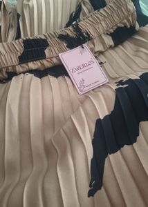 Zwerlon Pleated Ethnic Skirt - New with Tag