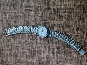 Branded Stylish Silver Watch !