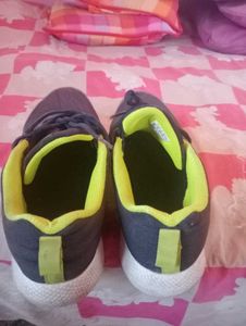 Adidas Casual Sneakers