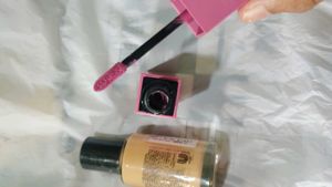 Maybelline Liquid Lipstick &amp; Elle 18 Foundation