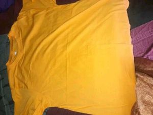 T-Shirt and Black Pyjama Set