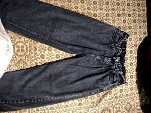 ♥️Charcoal Straight Fit Jeans♥️