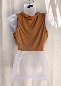 Sleeveless Ribbed Collared Crop Top