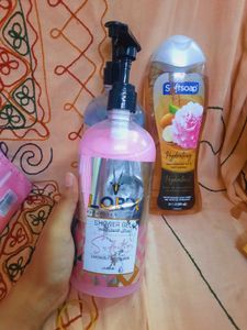 LOR'X &amp; Softsoap Shower Gels
