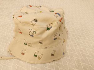 H&amp;M Cute Bunny Print Bucket Hat