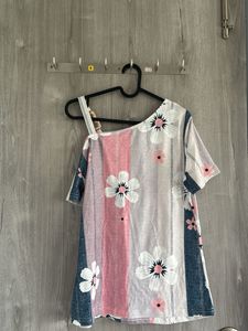 Floral Print Cold Shoulder Top