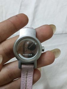 Fastrack women's analog watch