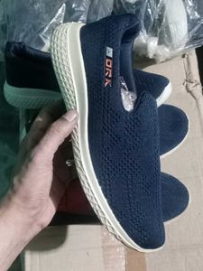 NEW NO USED CASUAL SHOES FOR MAN &amp; WOMEN'S,