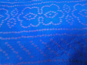 BEAUTIFUL Blue with Pink  Bandhani Print Saree