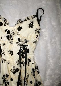 Vintage Floral Lace-Up Mini Dress