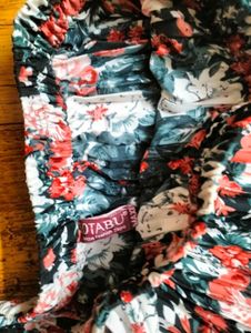 🌷👉🏻Floral Skirt