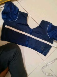 New Saree h Ak Bar Phany. Bus