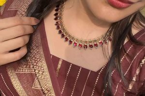 2 beautiful Chockers✨
