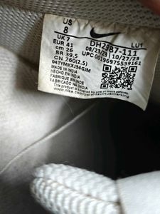 Nike White &amp; Green Sneakers