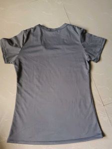 🇰🇷 Body fitted Solid Grey Basic T-Shirt