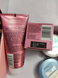 Pond's Bright Beauty Kit