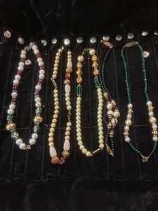 Chic Beaded Necklaces Set