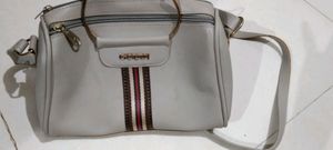 Price dropped 💥✨Sling bag