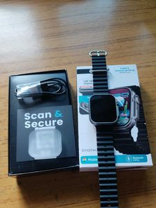 GOBOULT CROWN SMART WATCH with 1.95" HD Display