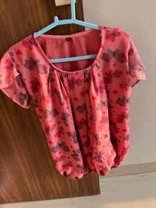 Cute butterfly print top
