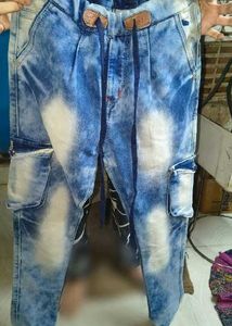 Stylish Blue Tie-Dye Cargo Jeans