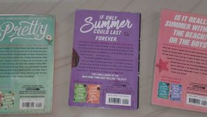 combo Jenny Han novel  - The Summer I Turned Pr