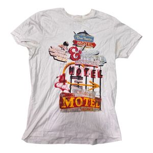Retro Graphic T-Shirt (UNISEX)