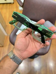 Chic Translucent Green TOMFORD Sunglasses
