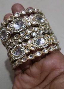 Exquisite Kundan Bangles