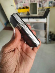 Nokia 6070 (2006 Model)