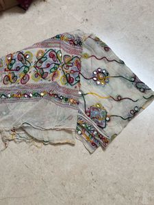Navratri Mirror work White dupatta