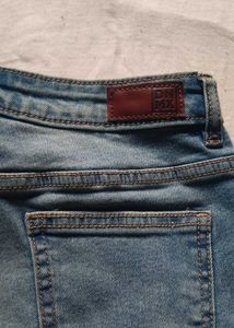 Blue light wash Straight jeans