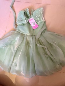 green frock