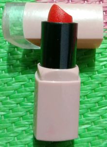 A Red Colour Lipstick 💄
