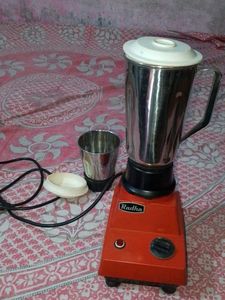 Radha Mixer Grinder