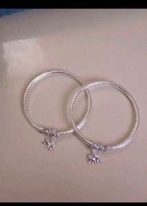 brand new!!Silver Elephant Anklets Pair
