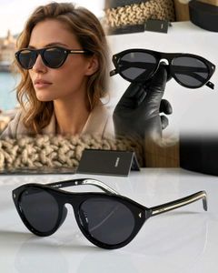 PRADA SUNGLASSES*( COPY)*ORIGINAL SHOWROOM ARTICLE