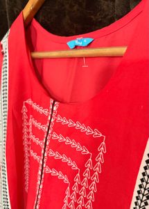 women straight kurti