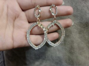 Sparkling Crystal Drop Earrings