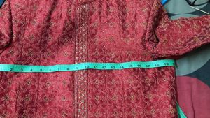 SHERWANI 36 SIZE RED COLOUR WITH HEAVY WORK IN IT FOR GRAND FUNCTIONS AND PARTIES READY TO USE CONDITION