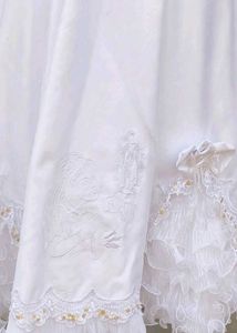 Elegant White Lace Puff Sleeve Gown